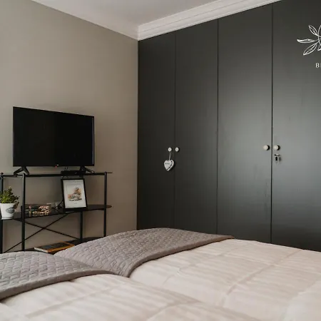 Apartment Heart Of The - Better Townhouse *
